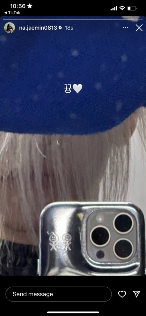 HAPPIESTF00L's tweet image. WHAT DO YOU MEAN.