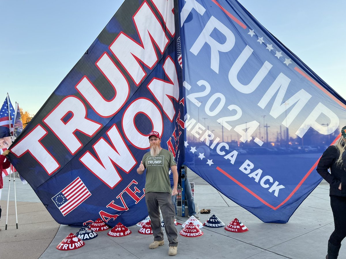 Hello MAGA Nation!
Good morning from the Vegas Trump Caucus Rally!

LETS GO🇺🇸
#VeteransForTrump
#VFAF
#VeteransForAmericaFirst