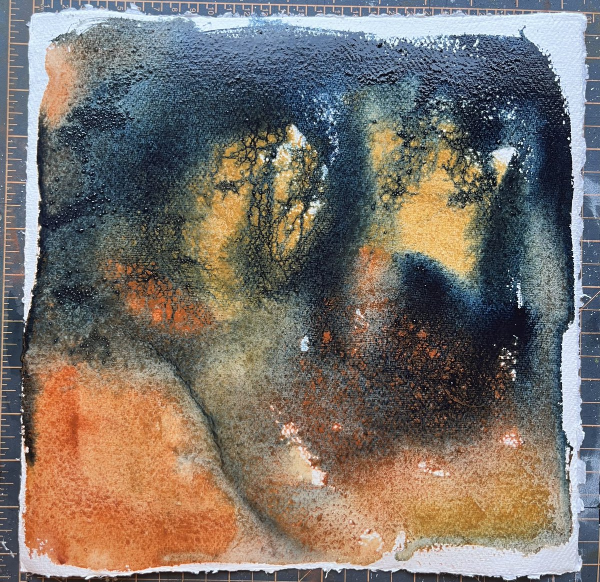 Pushing my watercolour landscapes and the medium just to see where it ends up 
#watercolour #granulation #chapelallertonartist #abstractartworks #leedsartist #landscape @KirkstallArt