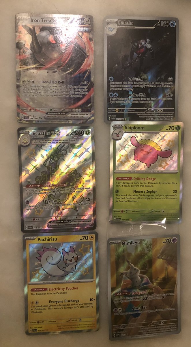 Jcminick's tweet photo. @shinyycatherine Best pulls from my box. Ended with up with 4 shiny Pokémon. https://t.co/8pax5TKIoh