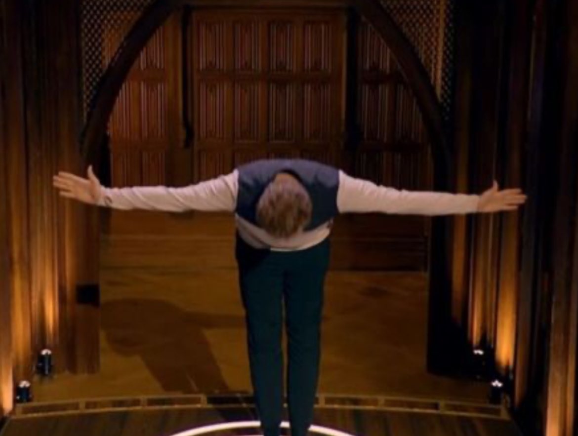 xitsgeex's tweet photo. The absolute best moments of Traitors season 2 #TraitorsUK https://t.co/kO2k8LiklG