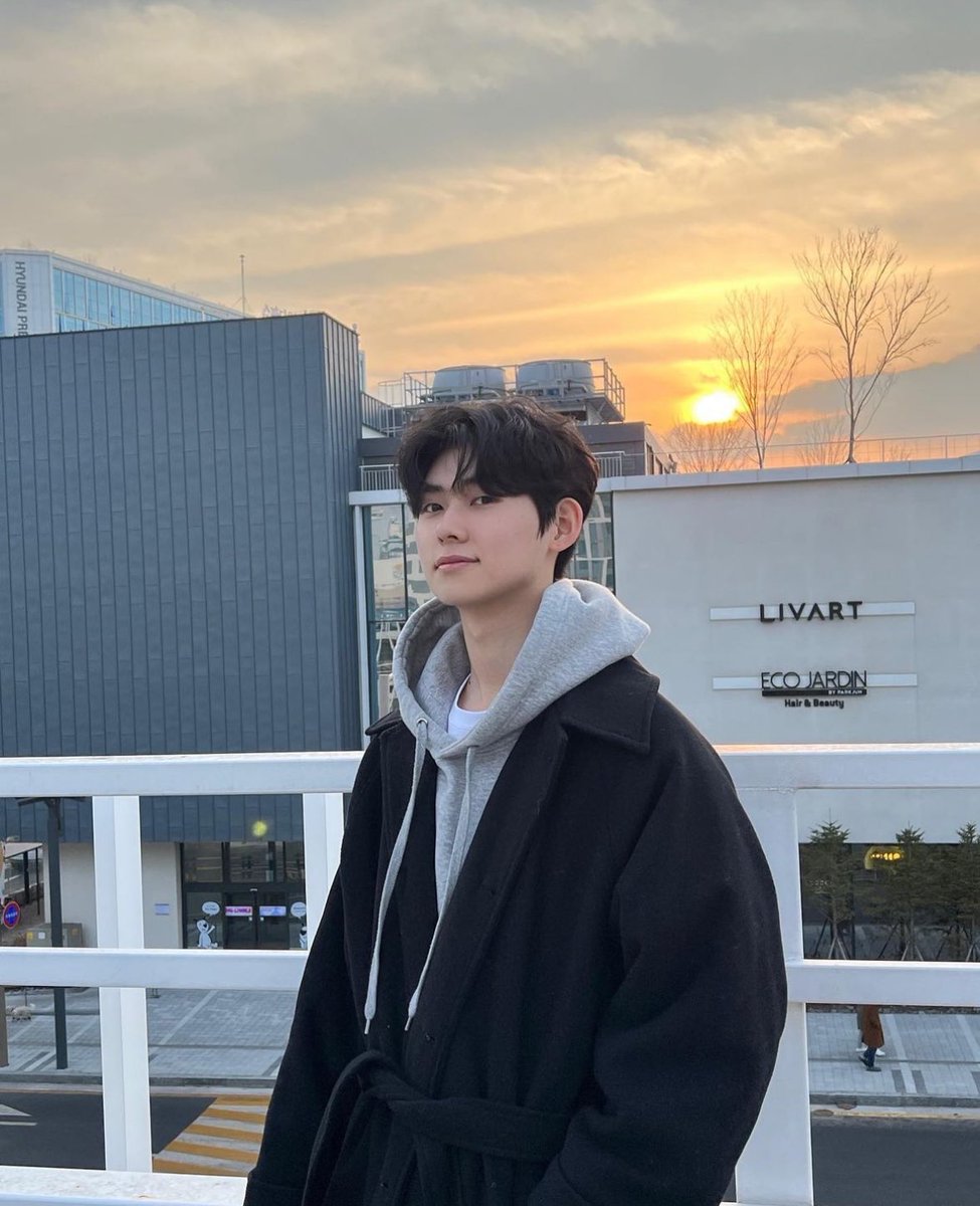 soisoi0550's tweet photo. 임준서군 너무 미남이세요.. https://t.co/lEj0WJm6VZ
