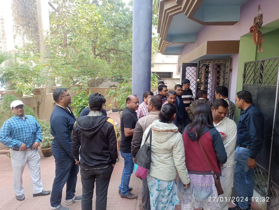 Memorandum submitted to MLA Niali Sir (Prof) Pramod kumar Mallick Sir about issues of OVS Cadre #OdishaVetsOnProtest #odisha#veterinarian <a href="/Vkpandianfancl1/">Vkpandianfanclub</a> <a href="/CMO_Odisha/">CMO Odisha</a> @mosarkar