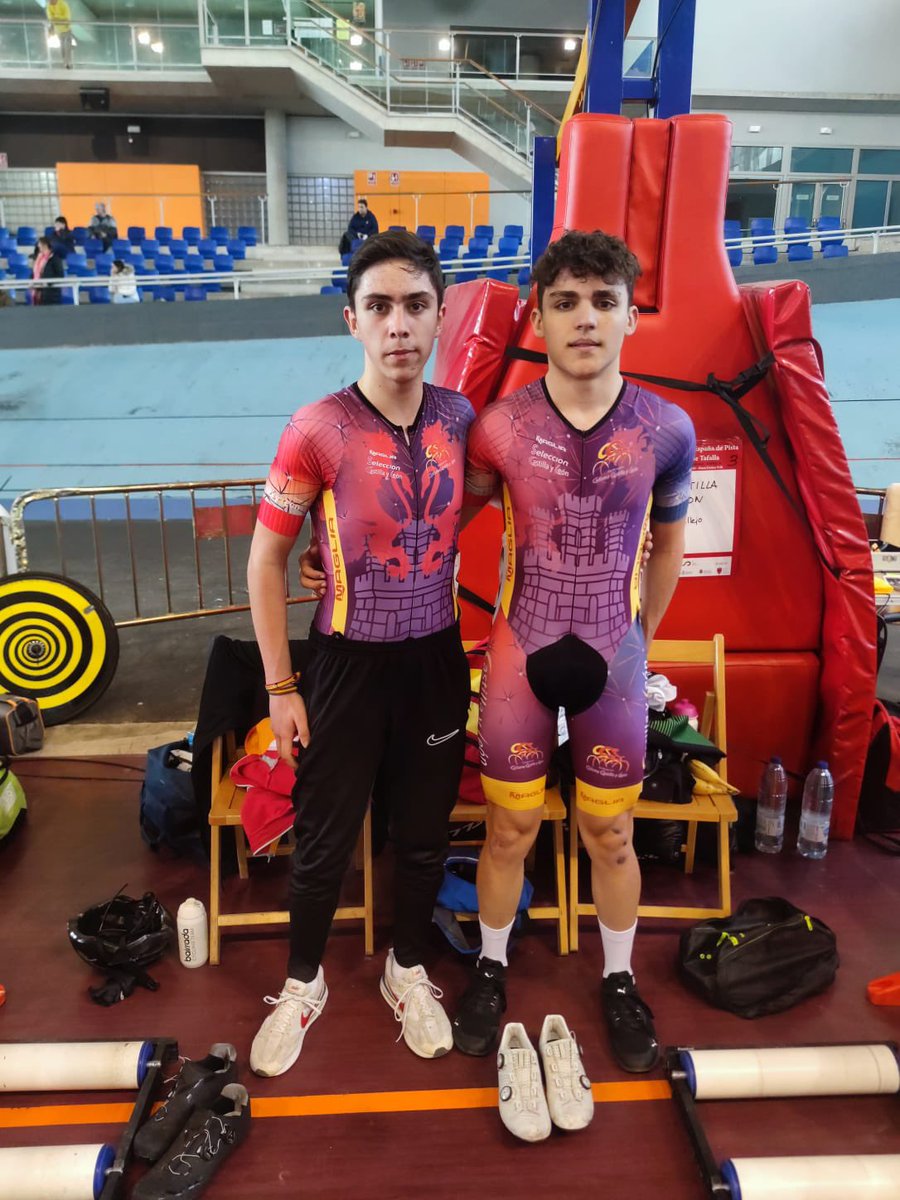 #CopaEspañaPista | Pedro Pita y Álvaro Barros compiten hoy con el #teamCYLciclismo en la tercera prueba de la Copa de España de Pista que se celebra en el Velódromo de Tafalla