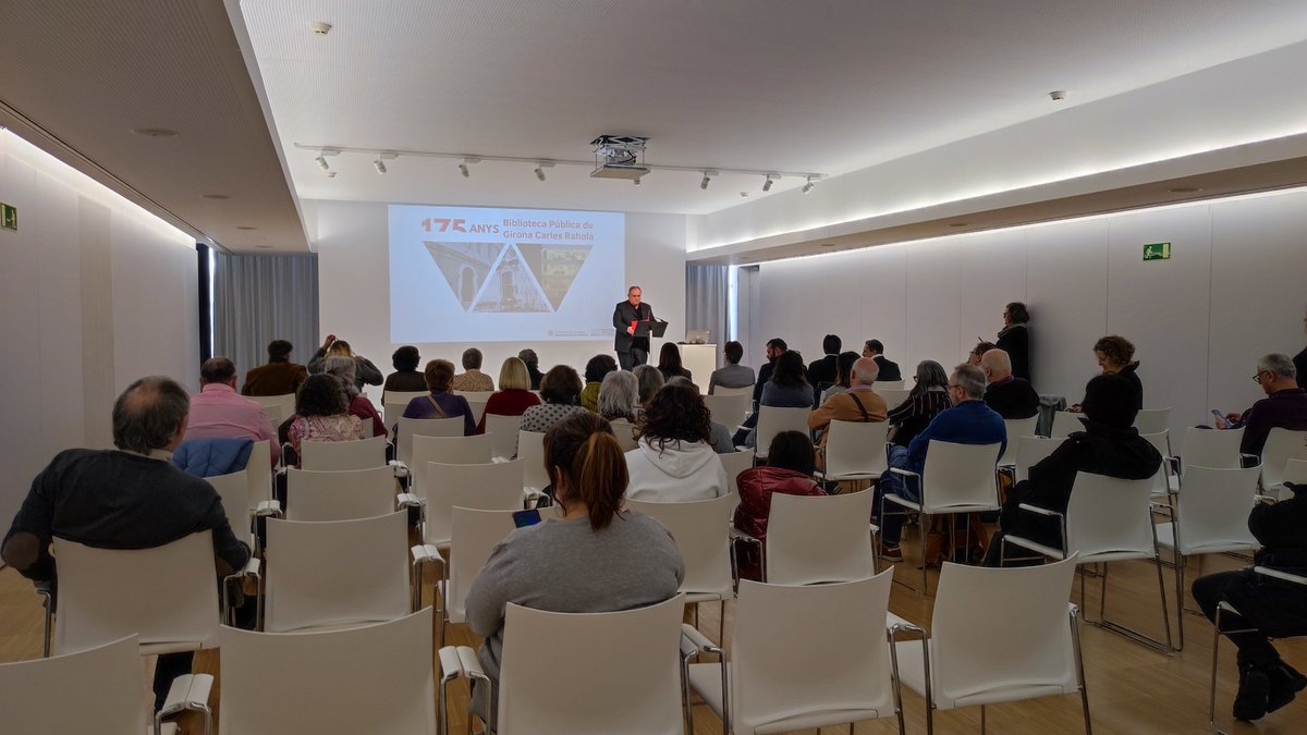 bprahola's tweet photo. 🎉 Comença l'acte de cloenda del #175Aniversari de la #BiblioRahola
Som-hi!
@bibliotequescat @biblioteques_gi @bibgirona @govgirona https://t.co/1AfwTsdz50
