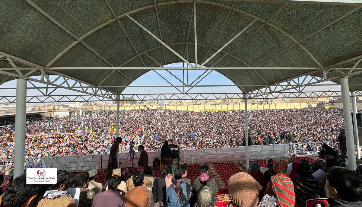 Quetta: I am wholeheartedly thankful to my people for their enormous love and support, coming in such large numbers. Your unconditional love and support motivate us to continue our struggle against oppression. #Balochistan 

Thank you 🙏 
 #MarchAgainstBalochGeocide