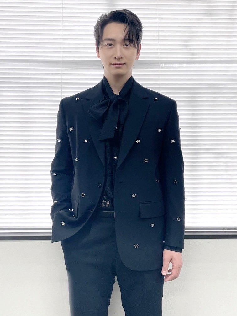 CHANSUNG_JAPAN's tweet photo. 📸記念撮影📸
／
#CHANSUNG (#2PM ) 1st JAPAN
OFFICIAL FANCLUB EVENT💜
＼

お越しいただきありがとうございました❣️
日本で何の撮影をしていたのか…🤭
素敵なお知らせの発表を
楽しみに待っていてください🌟

またすぐに会いましょう〜🥰🍌

#チャンソン #찬성 #ファンミーティング https://t.co/pa3l1raGVf