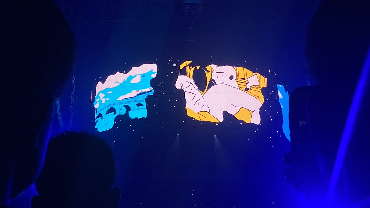 __blhy04's tweet photo. Amazing show!! 
My dream came true. 
ポケモン出てきて嬉しかった❤️‍🔥
@edsheeran is wonderful✨ https://t.co/xSxNwyHL49