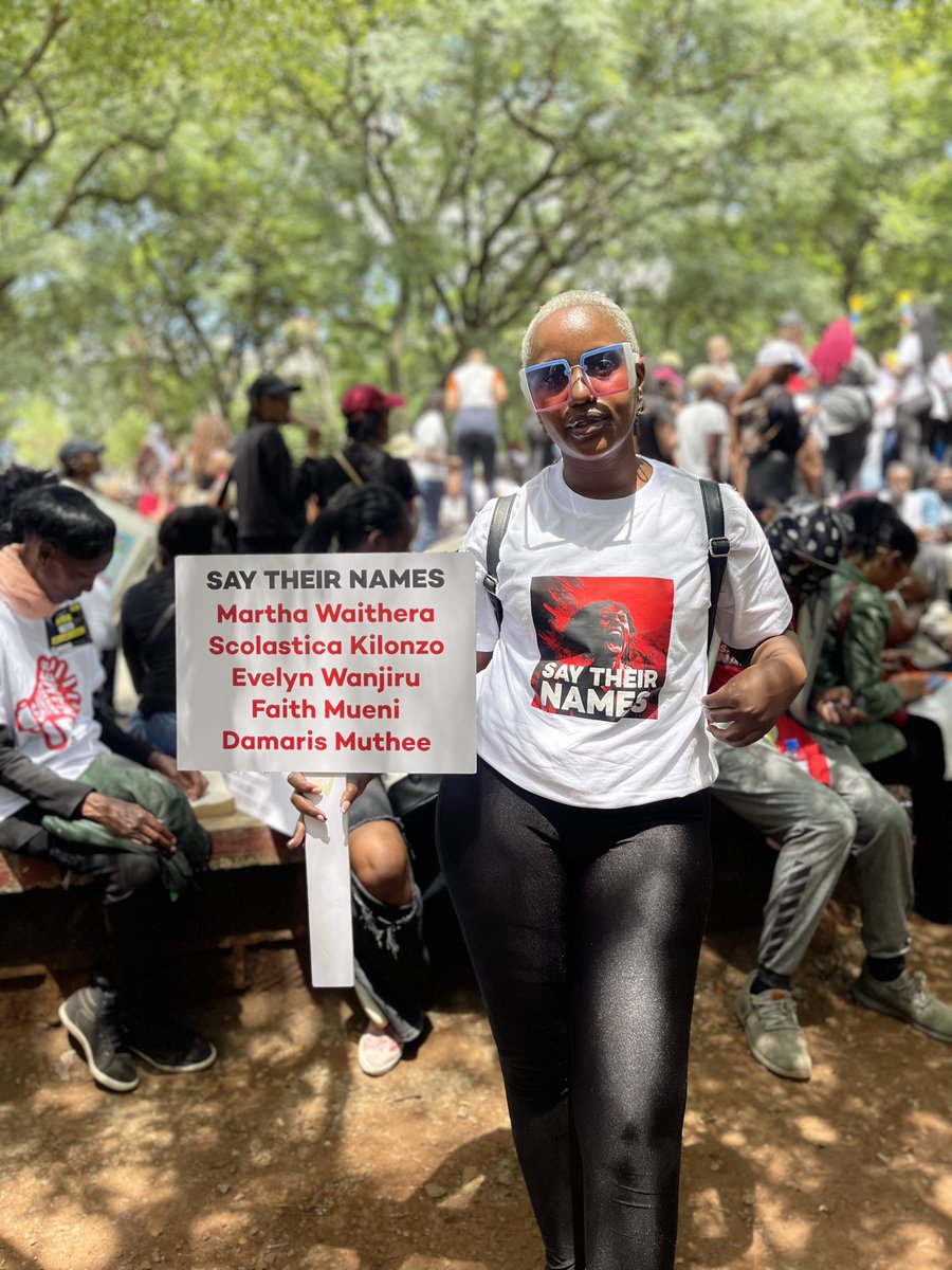 Femi_One's tweet photo. 1st march because if you don’t stand up for something you’ll for anything . Lovely scenes pale mama taa alipozimiwa mataa #endfemicide #totalshutdownke https://t.co/J6FzjtbBnG