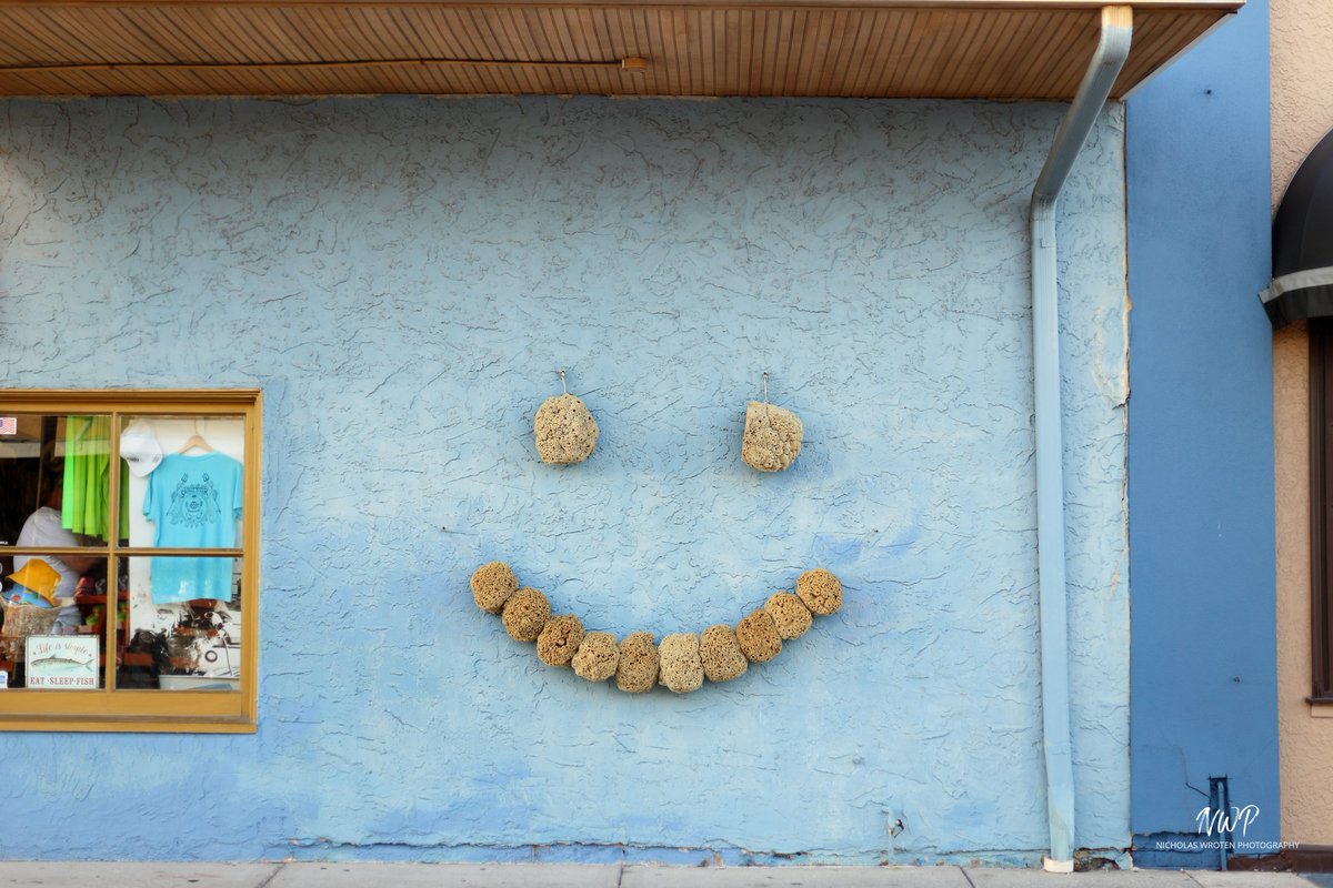 NickWrotenphoto's tweet photo. There's no smile like a Saturday smile ๐.
๐ Location: Sponge Docks Tarpon Spring FL
๐ท Camera: Canon EOS 6D
(Tags)
#tarponsprings #tarponspringsspongedocks #smile #smileitssaterday #sponges #wall #city #tampabay #tampabayarea #publishedphotographer #naturallight #canon https://t.co/nx7iSMGgsa