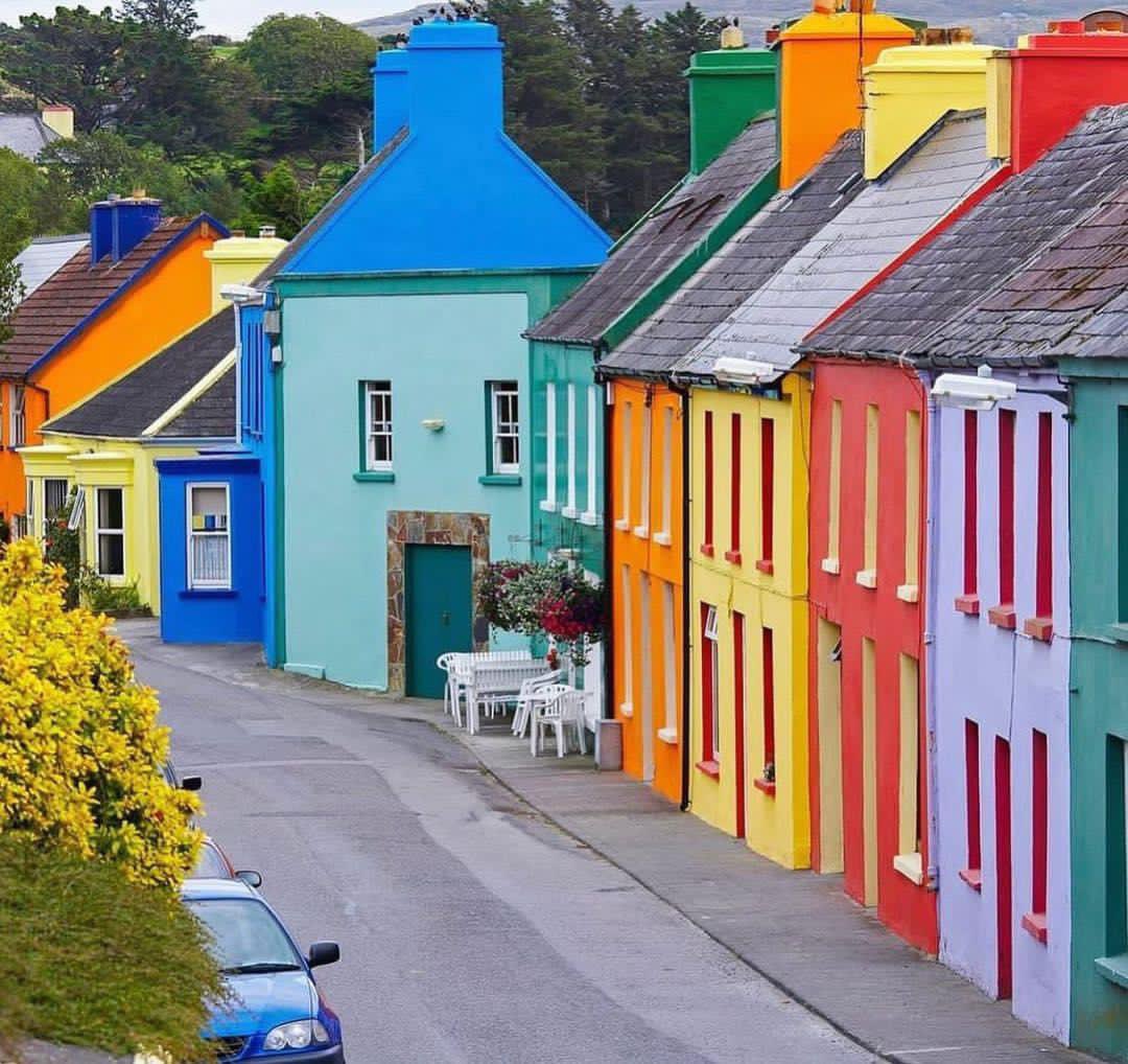 GoHolidaysTrips's tweet image. Eyeries Village, West Cork, Ireland
Credit ๐ธ IG @yourwayireland