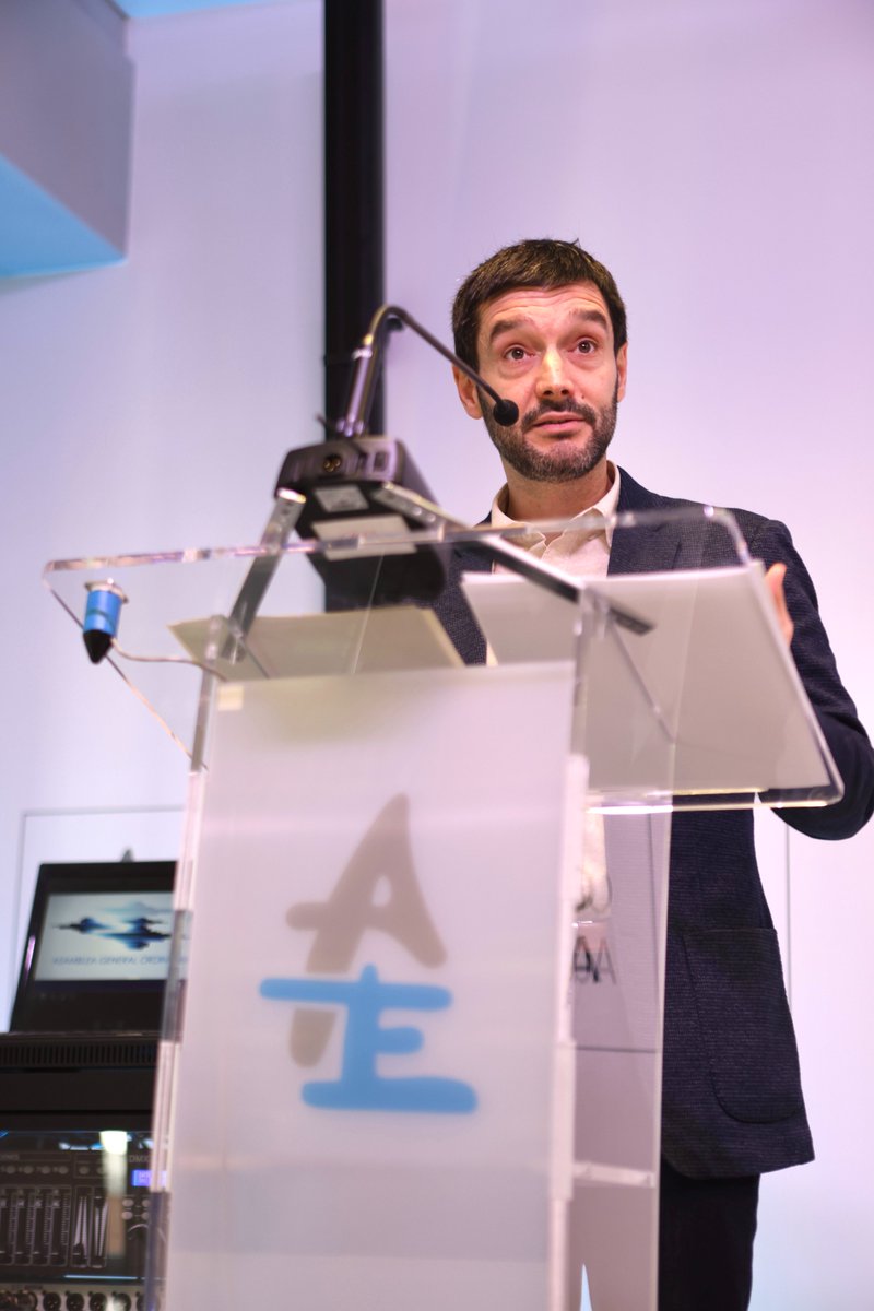 Autismo España tweet media