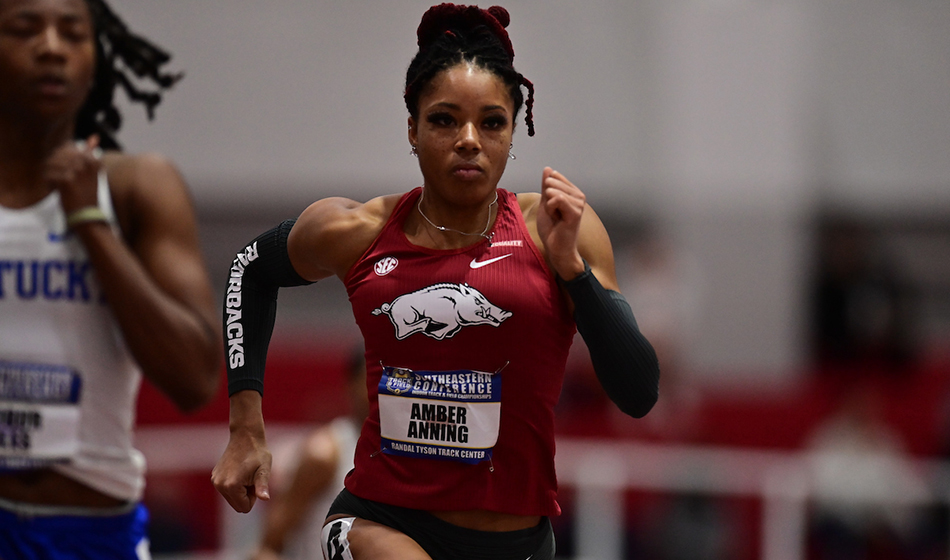 🎇 Amber Anning runs a UK indoor 200m record of 22.60 in Fayetteville while George Mills and Sam Atkin go sub-13min for 5000m in Boston as British athletes start the indoor season in style.

All the news ➡️ athleticsweekly.com/athletics-news…