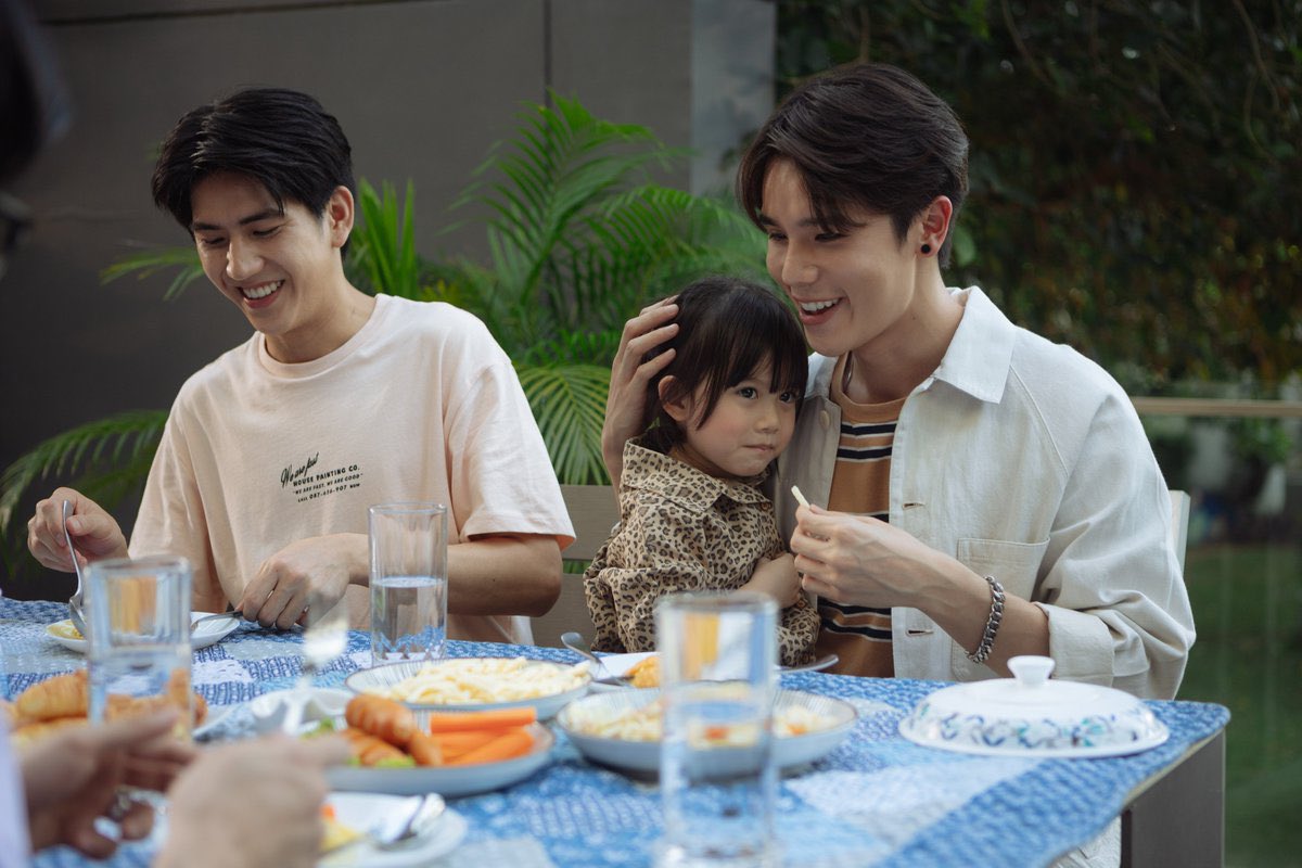 idaokiwatine's tweet photo. jimmysea series as parents when https://t.co/TMF3yXhYzD