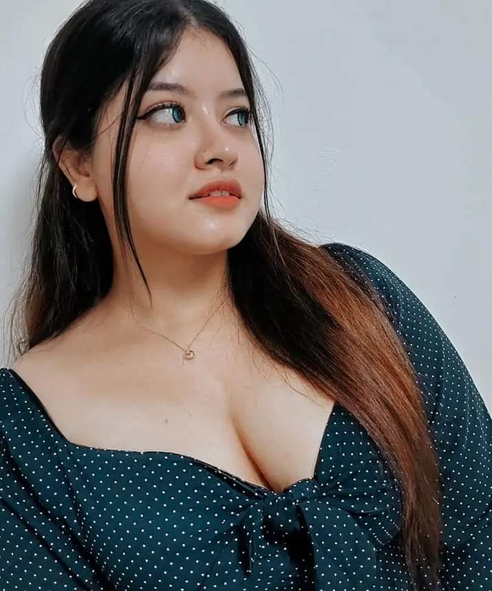 SareeBeuty's tweet photo. @blinkx666 @yoursframefully @ICONOCLASTIAE @DakshaOfficial @sareebeauty2 @sareebeauty @lusty69699 @Latha4U @FunboyTelugu @Kayadulohar @YF_Videos @Raelilblack https://t.co/QP3GPE0Z6u