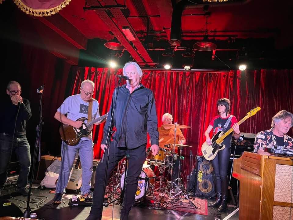 BluesClubBand's tweet photo. BluesClub at The Soundlounge yesterday .
📷Doug Dean https://t.co/Oont4U2foE