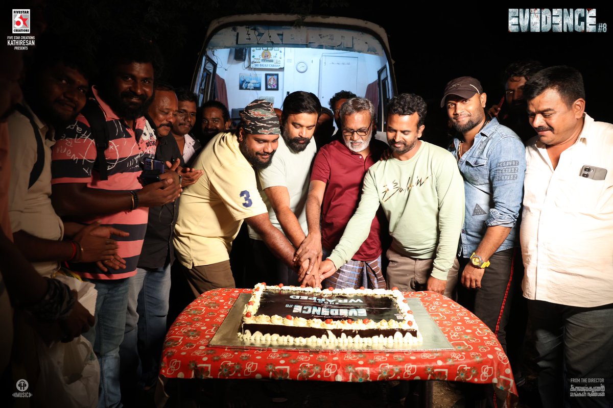 dirarunamn's tweet photo. Prepare for a riveting thriller! 

#Evidence shoot wrapped successfully 

Produced by @kathiresan_offl's @5starcreationss
Directed by @RDM_dir
Music by @RonYohann

Starring @SasikumarDir @Naveenc212 @iYogiBabu #KasthuriRaja

@gnanakaravel @vishnushri @deepakalan53 @onlynikil https://t.co/pMeofDliGc