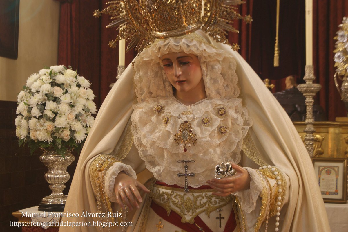 Lito_alvarez's tweet photo. Besamanos 2024 de la Virgen de la Paz, la Dolorosa de la hermandad de @HExcombatientes de #Ayamonte 

Galería Completa: https://t.co/c1wdRTPD50 https://t.co/aRf9GIskMW