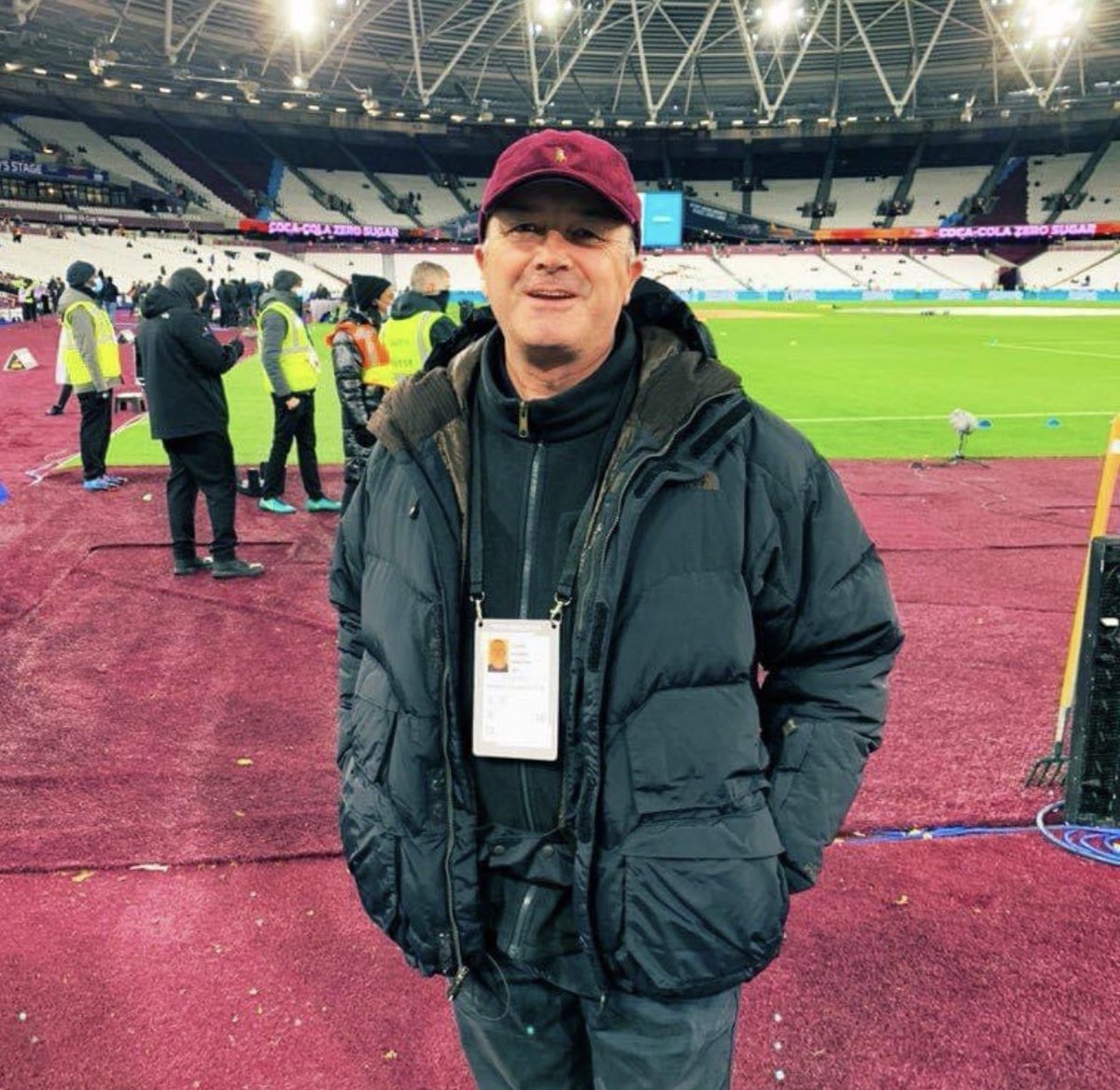 Supporters Art Uk tweet media