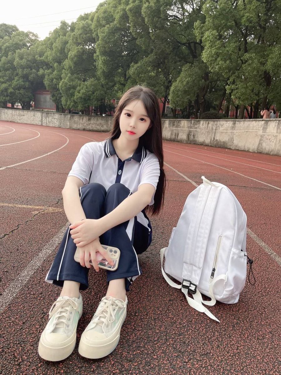 小樱外围 tweet media