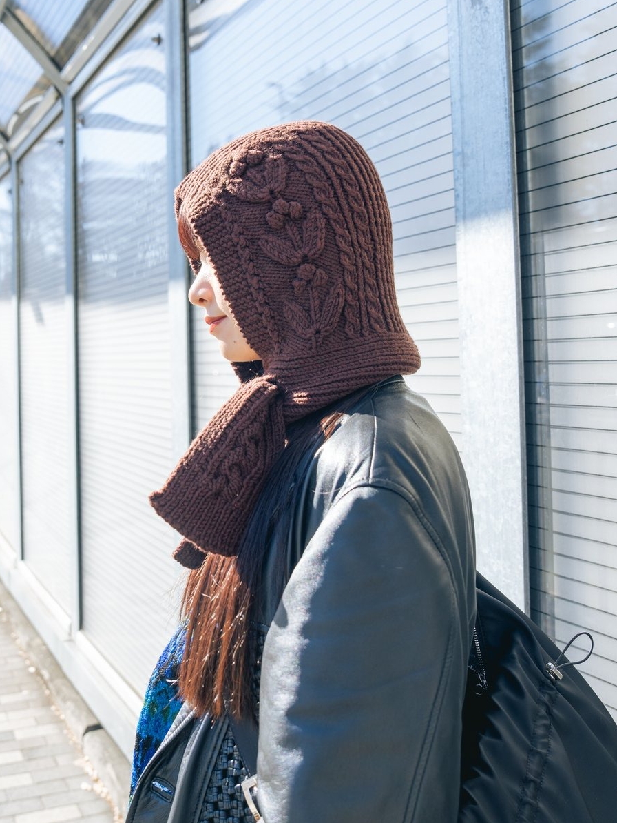 【スナップ】
名前: 佐伯茉鈴
アウター: TICKING STORE
トップス: vintage
インナーウェア: H&amp;M
ボトムス: alo
バッグ: YIE YIE
シューズ: SOREL
バラクラバ: YUKI FUJISAWA

fashionsnap.store/pages/snap