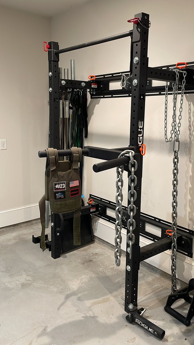 TeachandCoachGA's tweet image. Hit the Cold War and Vitamin D hard. Back at it today after having the flu. Slow row, weighted dips and pull-ups, and core work. #DEFReset @jockowillink @jockofuel @EchelonFront