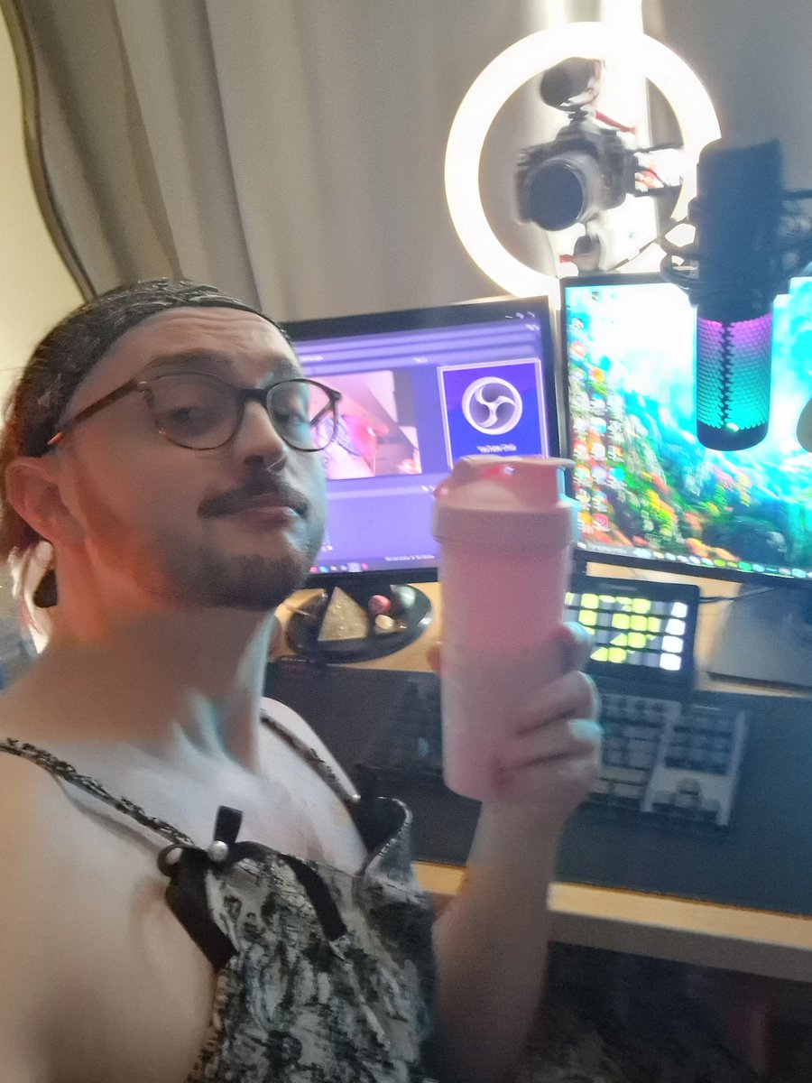 Biirchyyy_'s tweet photo. Competing in the @Rejectedlogic SND tournament hosted by @MrDelusional3_ 

LIVE NOW! IN A DRESS 👗 

Purple app💜 https://t.co/A9djewImdj