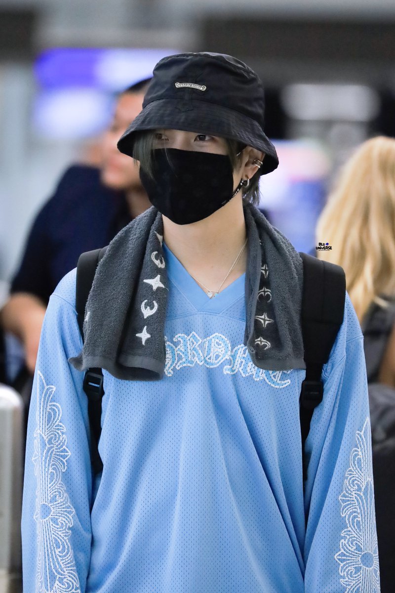 bluuniverse0406's tweet photo. Safe flight kub ✨✈️

꒰ @JakeB4rever #BuildJakapan ꒱ 
#Beyourluve 
#bluuniversepic https://t.co/lyaevFqVld