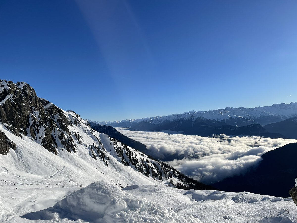 #mountaintherapy we are above the clouds!