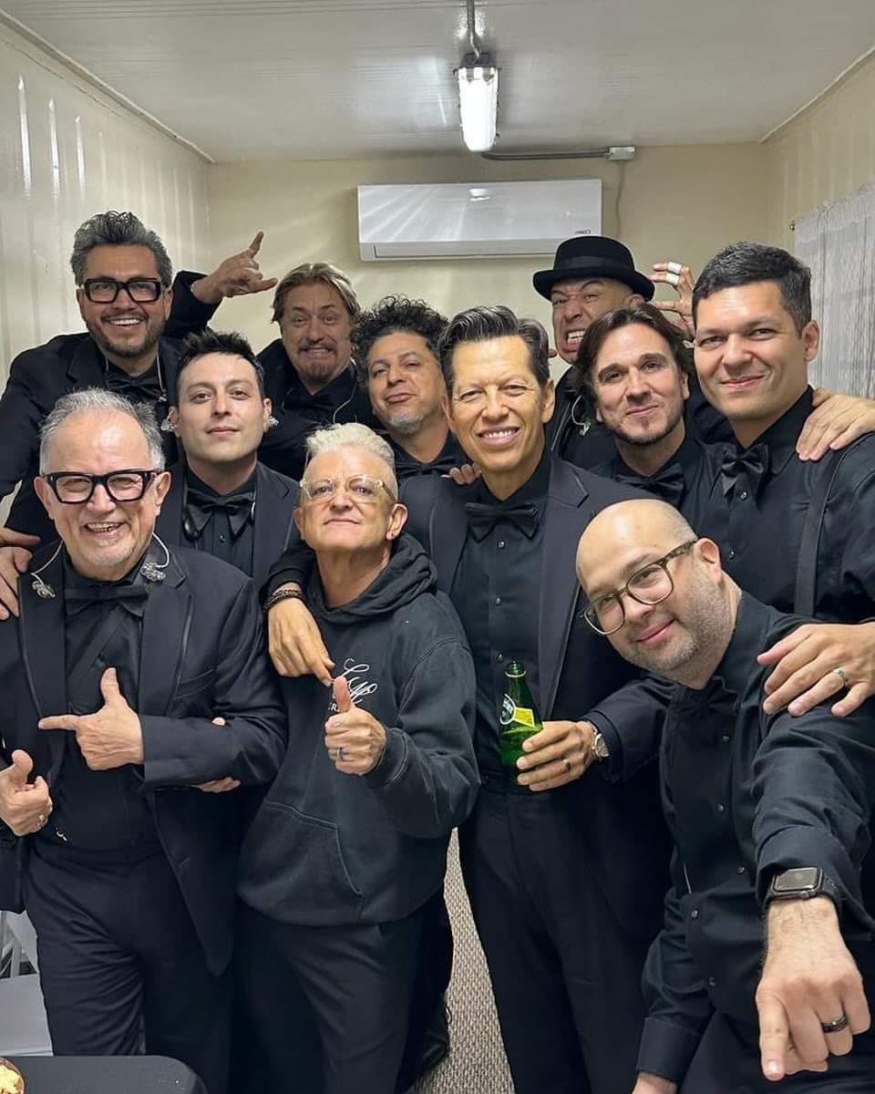 La Banda de #LuisMiguel @LMXLM parte importante de los Éxitos #LuisMiguel42AñosDeTrayectoria #LuisMiguelTour 😘🎼🎶