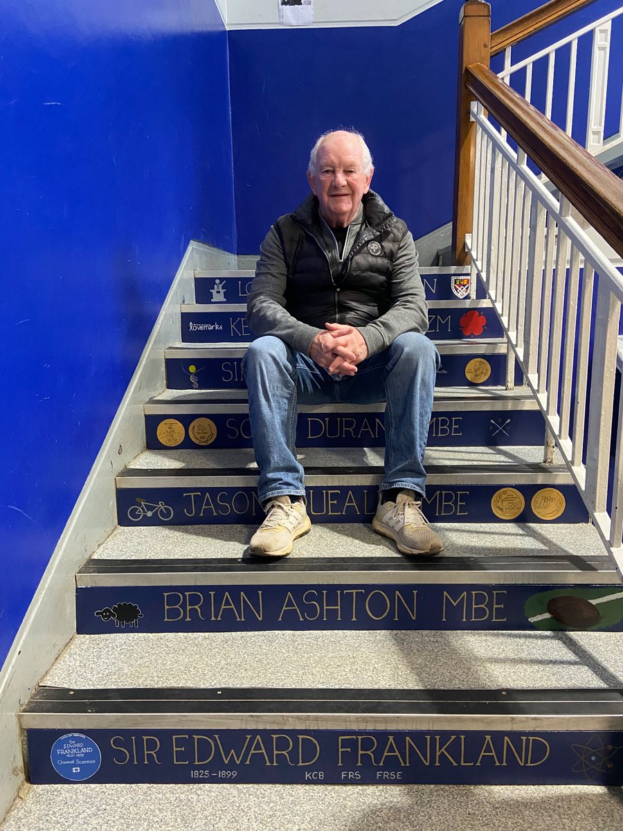 LRGSLancaster's tweet photo. Step back in time and be inspired by our new Old Lancastrian staircase. Featuring 19 of our famous OLs chosen by @LRGSPolitics students.
Artwork created by Helen Ashton.
Honoured to have Brian Ashton @oldlancastrian visit in person to sit on his step! πΉ #praesisutprosis https://t.co/ZPB0du5EGp