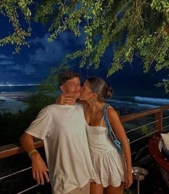 Amor é aquilo que te dá tranquilidade e paz, não dor de cabeça. 👫❣️