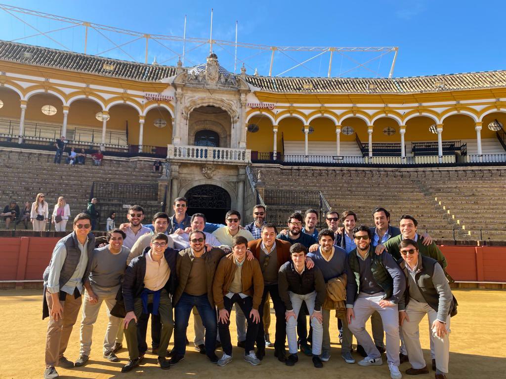 PB_ElBarril's tweet photo. 🍺💚Jornada de convivencia Barrilista con visita a la Real Maestranza de Caballería de Sevilla 💚🍺

PD: también estaremos presentes en Mallorca https://t.co/dMENDcZ78G