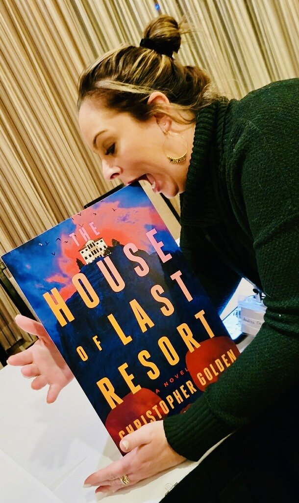REMGS's tweet photo. Books are tasty. : ) The House of Last Resort weekend. @Andie71822 https://t.co/3uJMpeJxKI