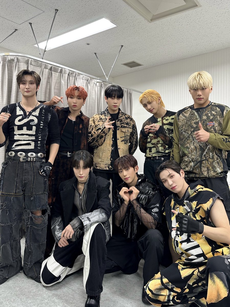DKB_BRAVE's tweet photo. DKB The 1st FanConcert in Japan 2024 -Explosion- 무사히 마쳤습니다❣️
2024년 첫 공연을 폭발적🔥으로 마무리한 다크비! BB와 함께해서 가능하다는거 다 알고 있죠?😘
함께 즐겨 준 모두들 감사합니다❤️

DKB The 1st FanConcert in Japan 2024-Explosion- We finished safely ❣
We finished our first show in 2024 with an explosion🔥. You all know it's possible with BB, right? 😘
Thank you all for enjoying it with us. ❤

#다크비 #DKB 
#DKBinJAPAN #Explosion