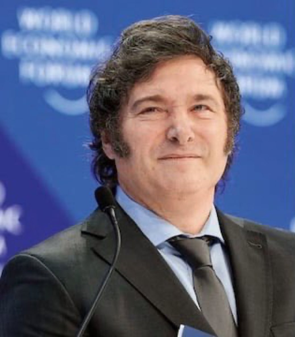 Soy colombiano 🇨🇴 y NO me ofende la postura de Javier Milei sobre Petro, que además no se equivoca; más bien me siento identificado con Milei y sus palabras.

¡Colombia se cansó de Petro!
¡Viva la libertad carajo!

Dale RT 🔄 si también estás de acuerdo 👍🫵