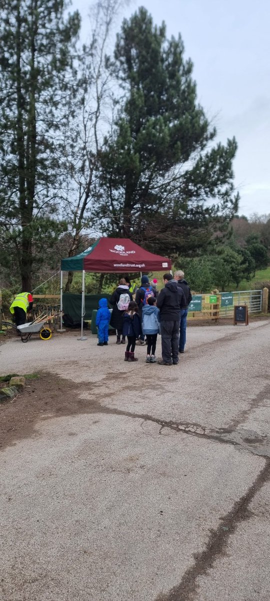WT_PaulMos's tweet image. All set for planting  2500 more trees at Frodsham Woods  today with 260 volunteers. 15580 of 30,00 trees planted this year! 

#PlantMoreTrees #northernforest #naturerecovery @WoodlandTrust