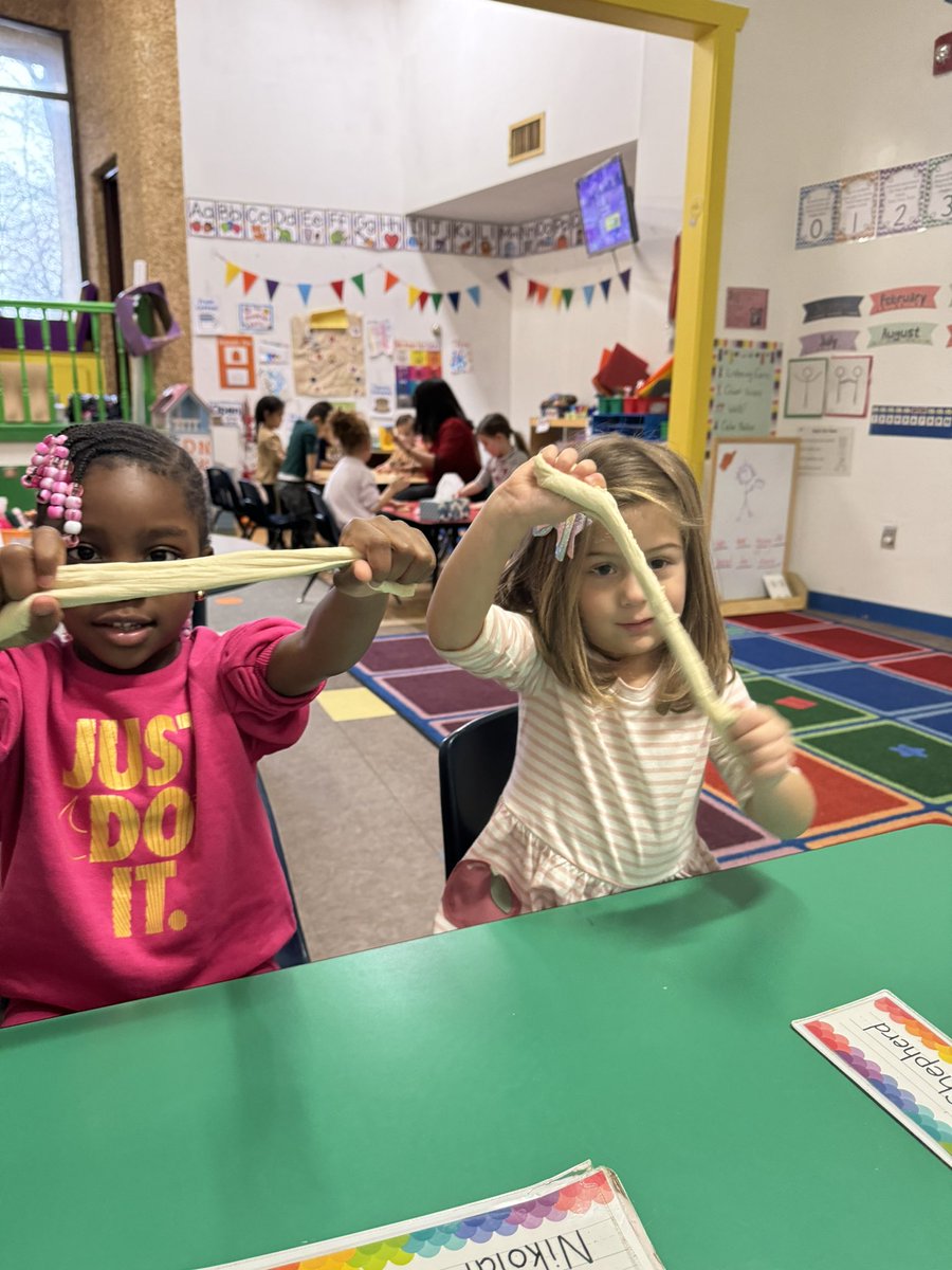 ProjectBeforeGF's tweet image. No play-doh? No problem! These preschoolers used some pizza dough from our very own pizzeria! We played remember and replicate, and used our science eyes as we made predictions as to what the pizza dough felt like… sticky, slimy and stretchy were just some words they used.