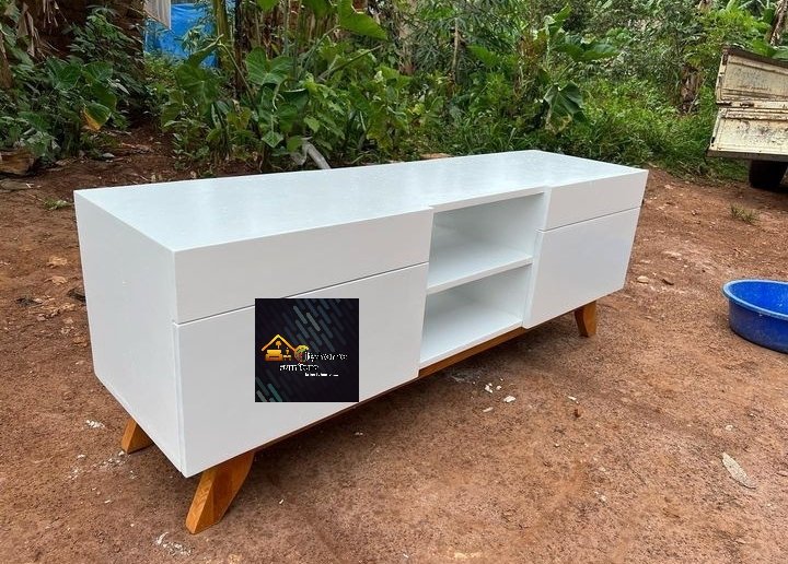 cityhomefurn1's tweet photo. Your #TVset needs a companion 😊😊
Get your living room well finished #Tvstand
With a touch of natural wood and crispy white colour
Call or watsup on
0758710994 #watsup
0740397600 https://t.co/gPKql3fJFg