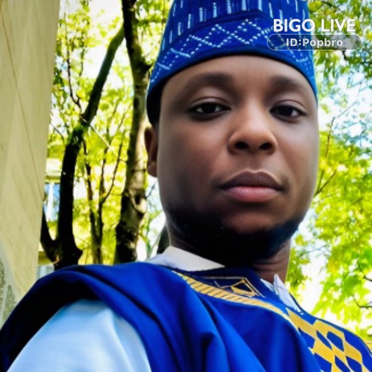 Markeugene45's tweet photo. Come to #BIGOLIVE to watch ✡️ARCH~angel🕎👑's live and make new friends! New users have a chance to get 1.8€! Share 100 million rubles together🎉🎉!
https://t.co/D4SEQzDW6j https://t.co/fDsBtWjEgx