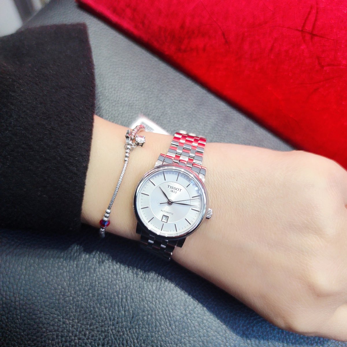 jvb1925's tweet image. How about the watch