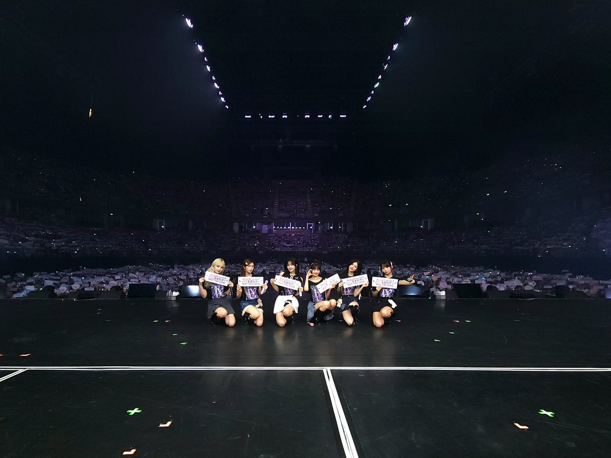 IVEstarship's tweet photo. 📸
IVE THE 1ST WORLD TOUR
<SHOW WHAT I HAVE> 
in BANGKOK ✨

#IVE #아이브
#SHOW_WHAT_I_HAVE
#IVE_WORLD_TOUR https://t.co/TVdYyQlsge