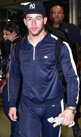 // me ponen esa carita en frente y yo me enamoro