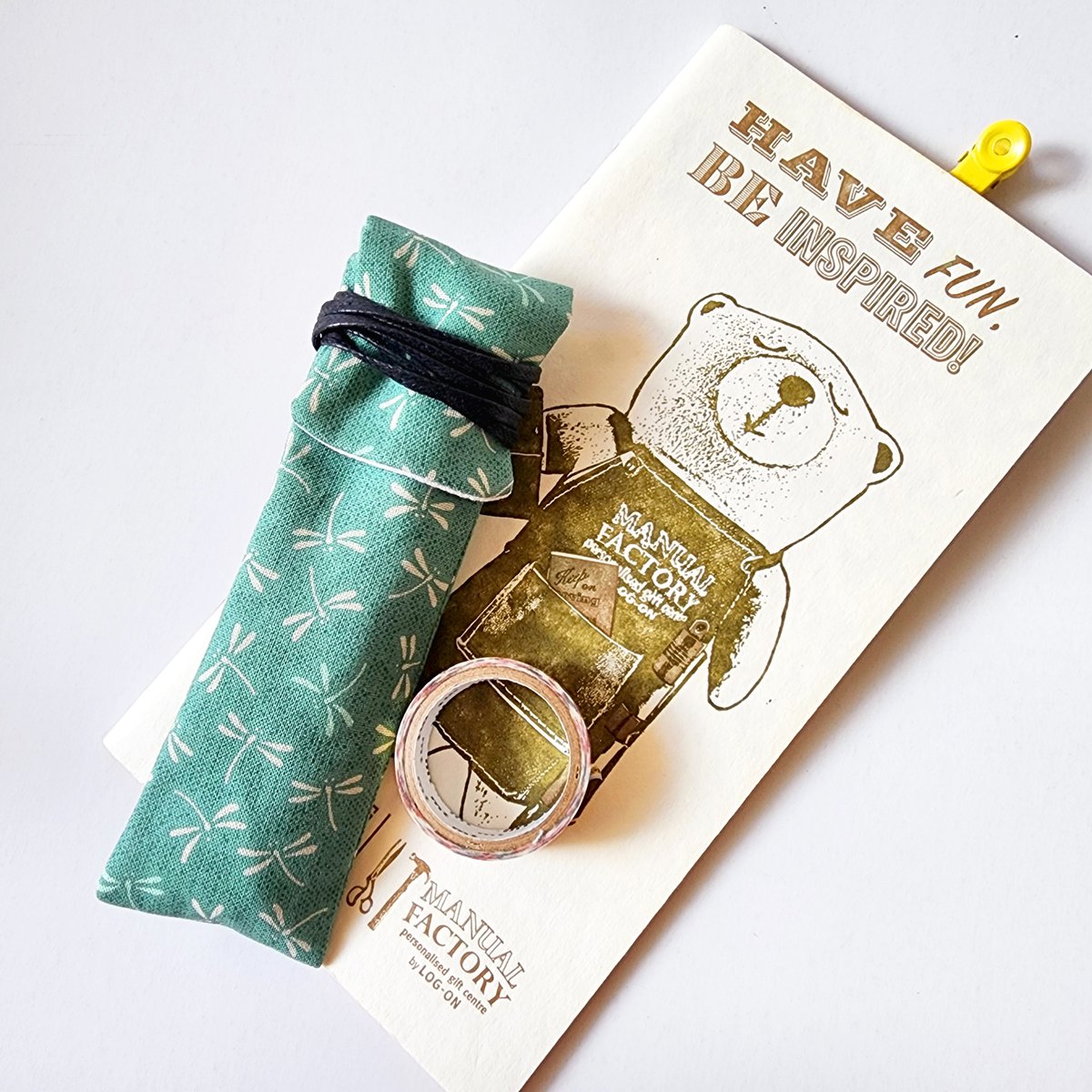 SidesignBou's tweet photo. Glad to know that you guys love this fabric pen sleeve. For this mint dragonfly fabric, I just made a triple pen case with it.

 #fountainpen https://t.co/XwuFRujj3A