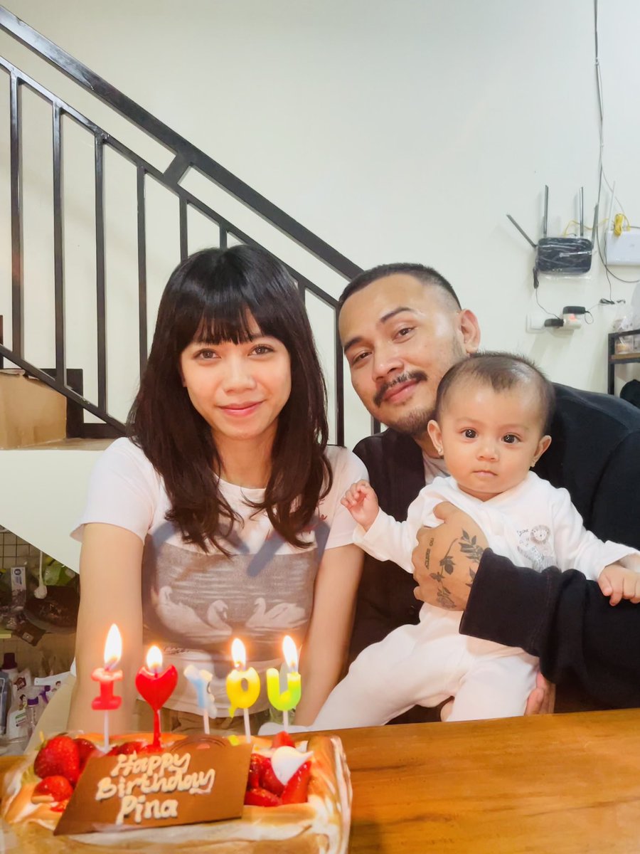 cursedkidd's tweet photo. hbd cinta smoga menyala kaka🔥🔥 yg pny stengah bandung🔥 https://t.co/sstc7PlAvo