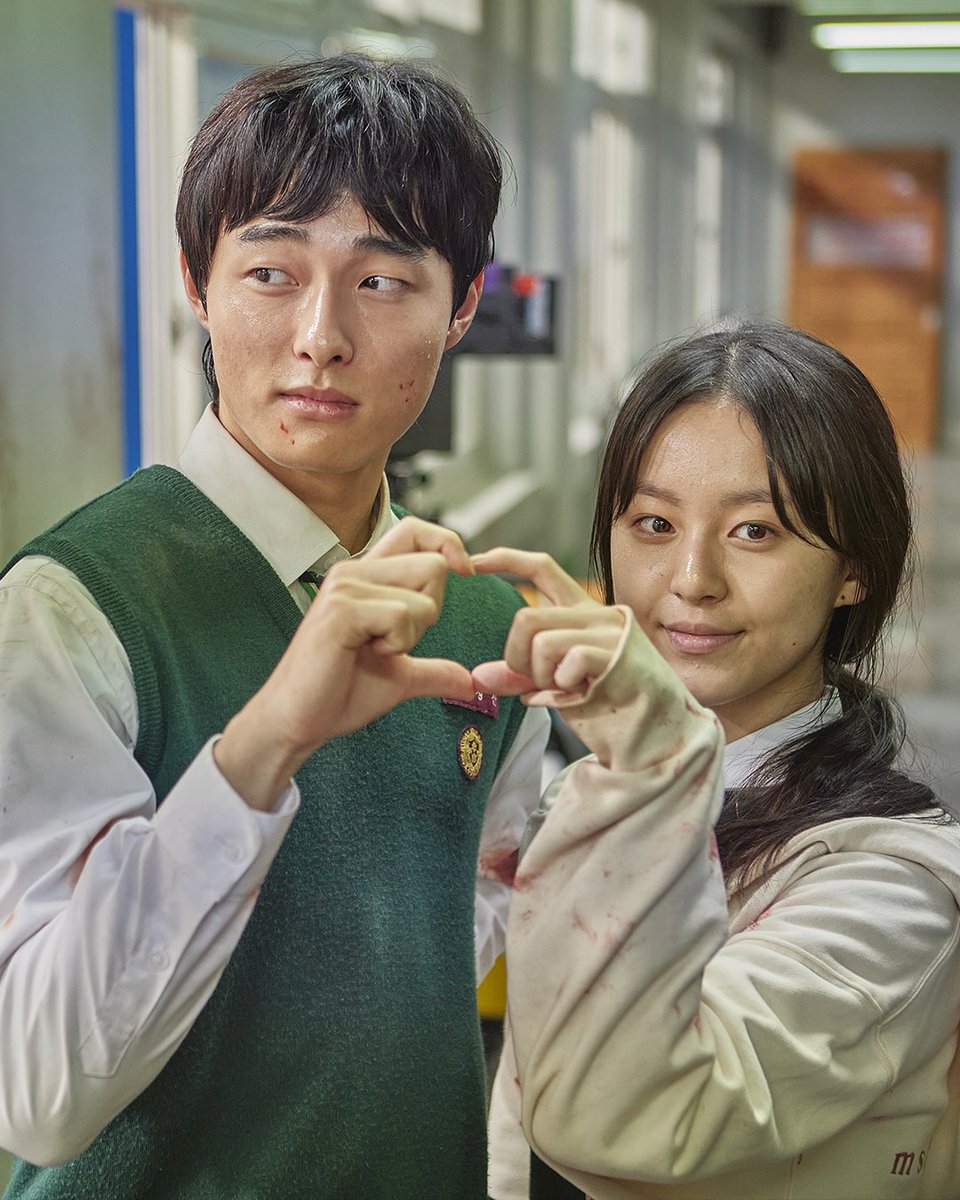 2 ans déjà que le premier épisode de All Of Us Are Dead est sorti.

Saison 2, prochainement.