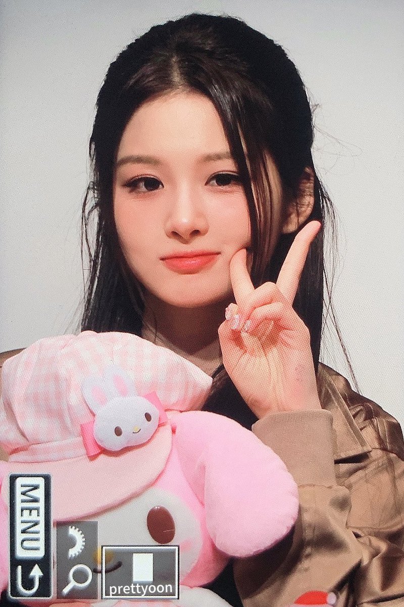 prettyoon0126's tweet photo. 240127

#NMIXX #엔믹스 #설윤  #SULLYOON https://t.co/6fPRIcWPmk