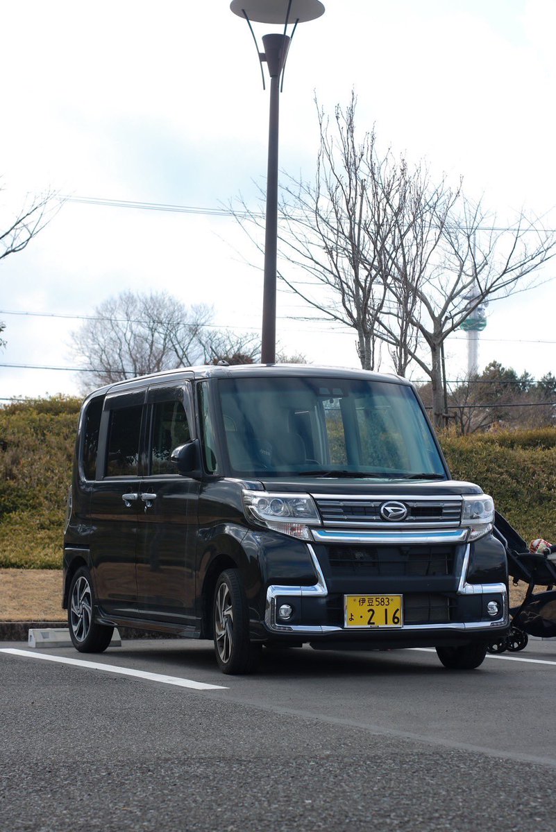 Eroookami0628's tweet photo. 6年間本当にありがとう。
良いオーナーに出会えることを願ってるよ。

婆さん本当にこのタントを買ってくれてありがとう。
これから先もこの車はずっと私の宝物だよ。
2度目のお別れみたいで寂しいけど絶対婆さんとした約束は他の車になっても守り続けるからね。

またね。 https://t.co/aYgD357q55