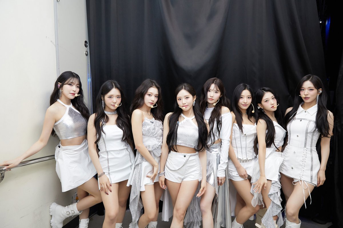 realfromis_9's tweet photo. [💌#fromis_9]
2024.01.27
fromis_9 concert
<#FROM_NOW.>

손을 모아 외쳤던 약속들 flover가 지켜 줄게☘️
함께 손 모아 외친 약속들, 언제나 flover가 지켜줬어🤙

#프로미스나인 https://t.co/JNzHTSDAC7
