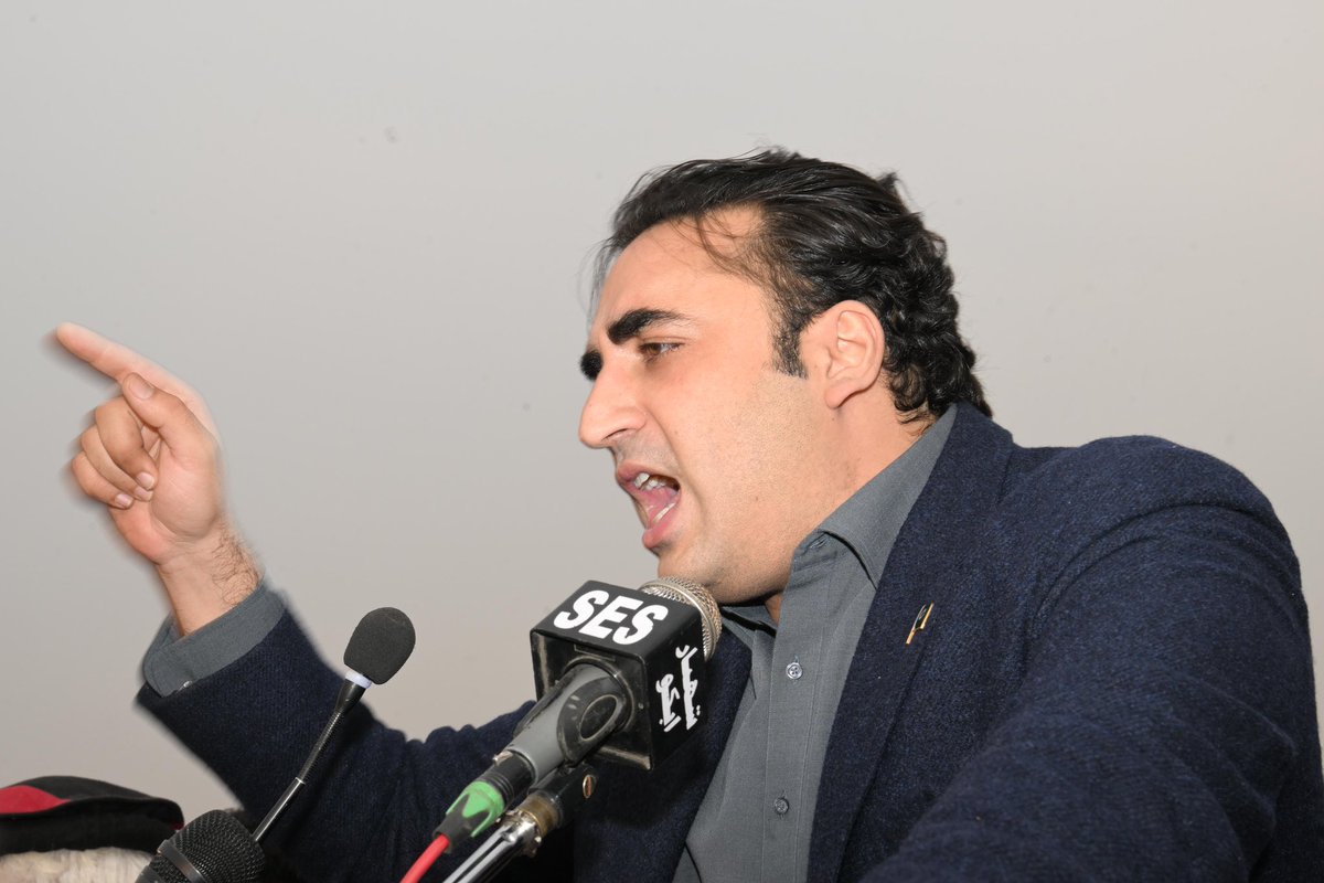 BBhuttoZardari's tweet photo. Peshawar stands with our roadmap to end unemployment, inflation, and poverty.  To build a truly peaceful, progressive, and prosperous Pakistan we must shed the politics of division, hatred, and polarisation that has plagued our country. Together we can build something better. Join us and on 8th February we will begin our journey to a brighter future.